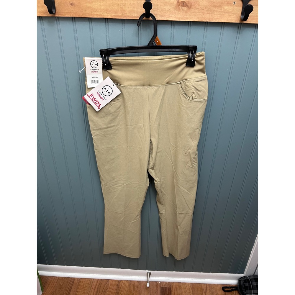 Wrangler ATG Womens 10 AVG Beige FWDS Pull On Kick Flare Pants